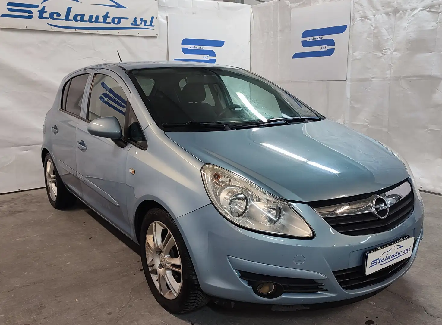 Opel Corsa Corsa IV 2006 5p 1.2 Cosmo NEOPATENTATO Blauw - 2