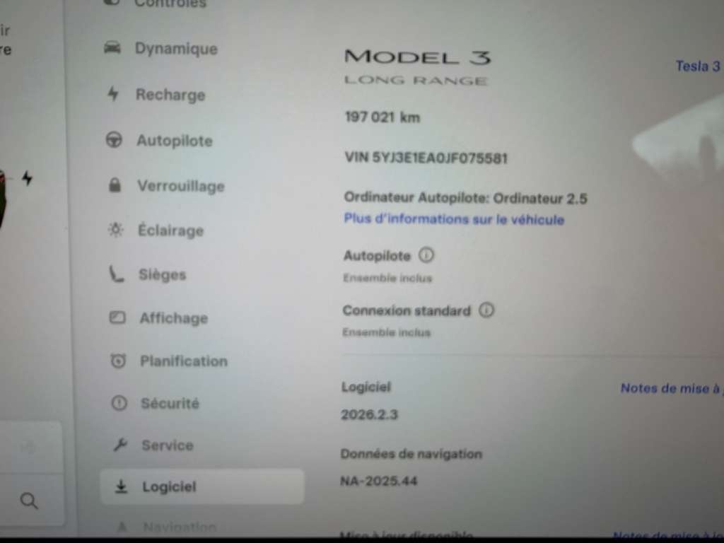 2018 Tesla Model 3 Long Range thumb 9