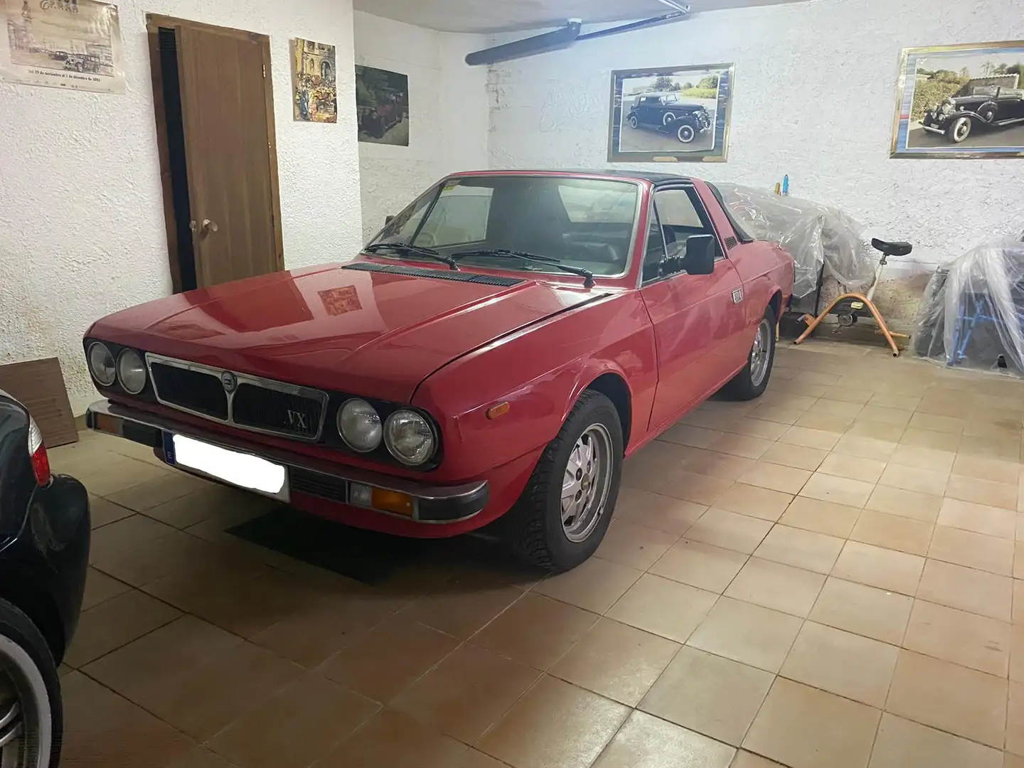 Lancia Beta Lancia Beta Spider 2000 Rouge - 1