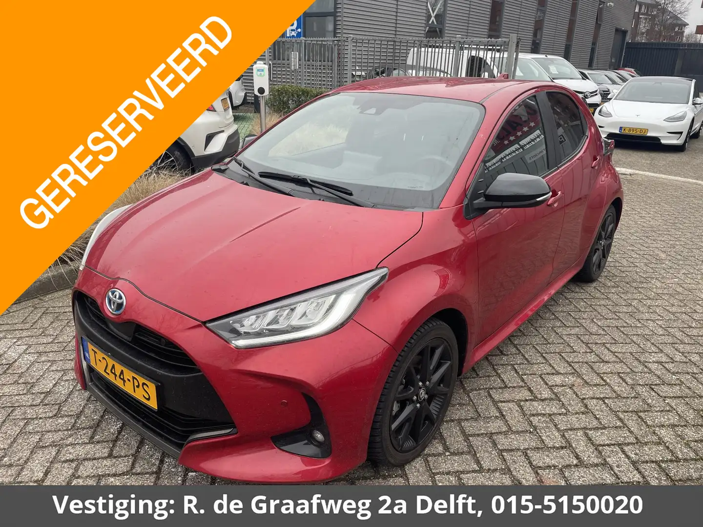 Toyota Yaris 1.5 Hybrid Executive | Stoelverwarming | Navigatie Rot - 1