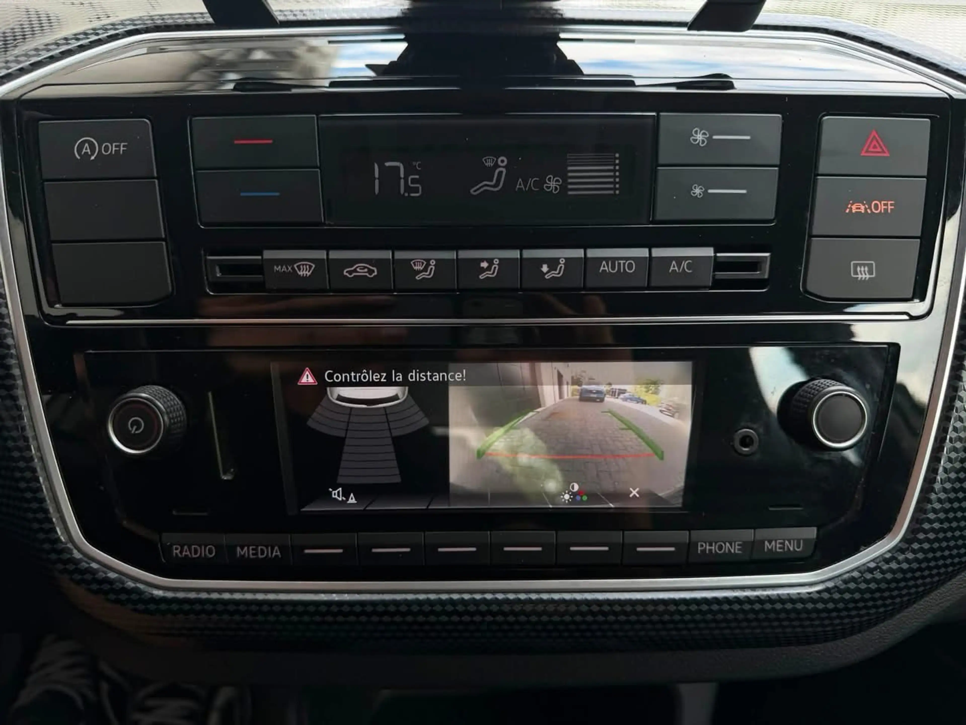 Volkswagen up! Up! 1.0i 65 cv GARANTIE/ CAMÉRA/CLIM/1Er PROPIRO — photo 14