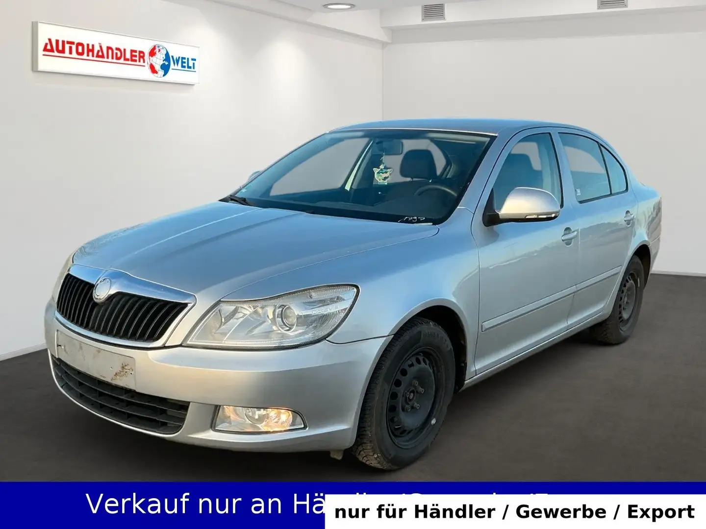 Skoda Octavia 1.4 16V TSI Ambiente Silber - 1