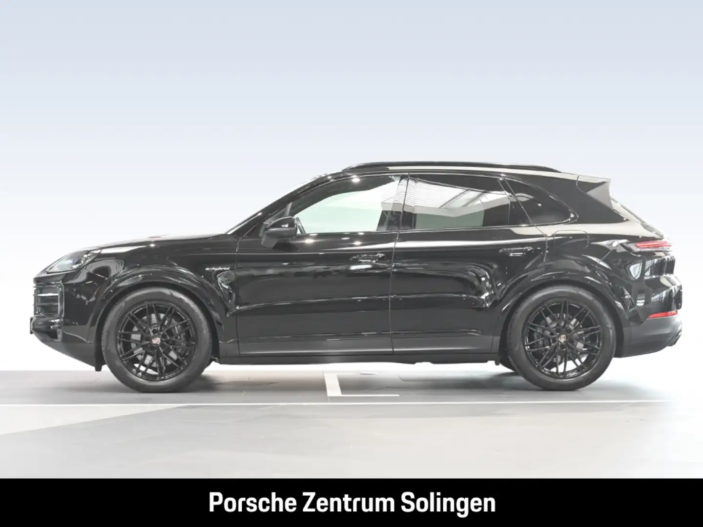 Porsche Cayenne E-Hybrid Panorama Bose 21'' Sportabgas Surround Zwart - 2