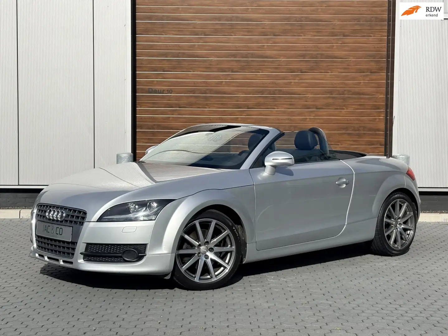 Audi TT Roadster 2.0 TFSI 200 PK Xenon, navigatie, vol lee Grau - 1
