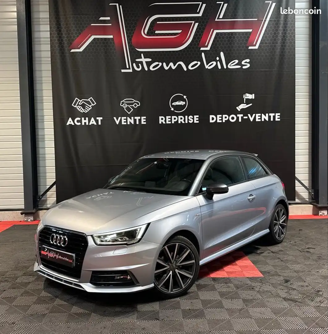 Audi A1 1.0 TFSI ultra 95cv S Line Gris - 1