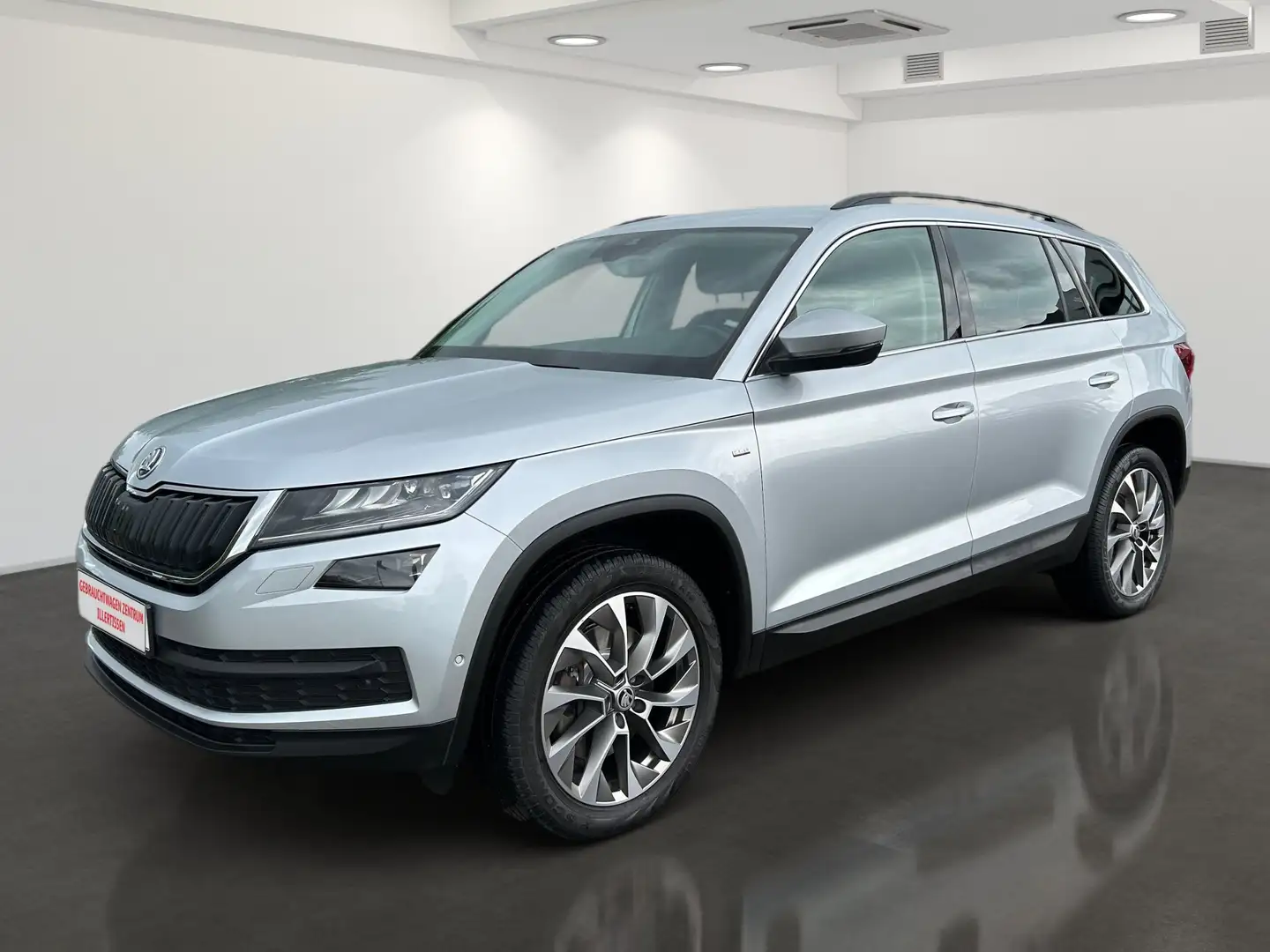 Skoda Kodiaq 2.0 TSI 4x4 Clever *7-SITZER*LED*KAMERA* Silber - 2