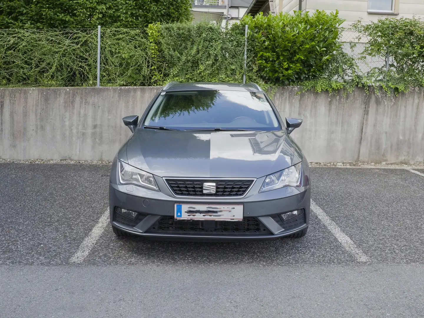 SEAT Leon Leon ST Style 1,6 TDI DSG Start-Stopp Style Grau - 2