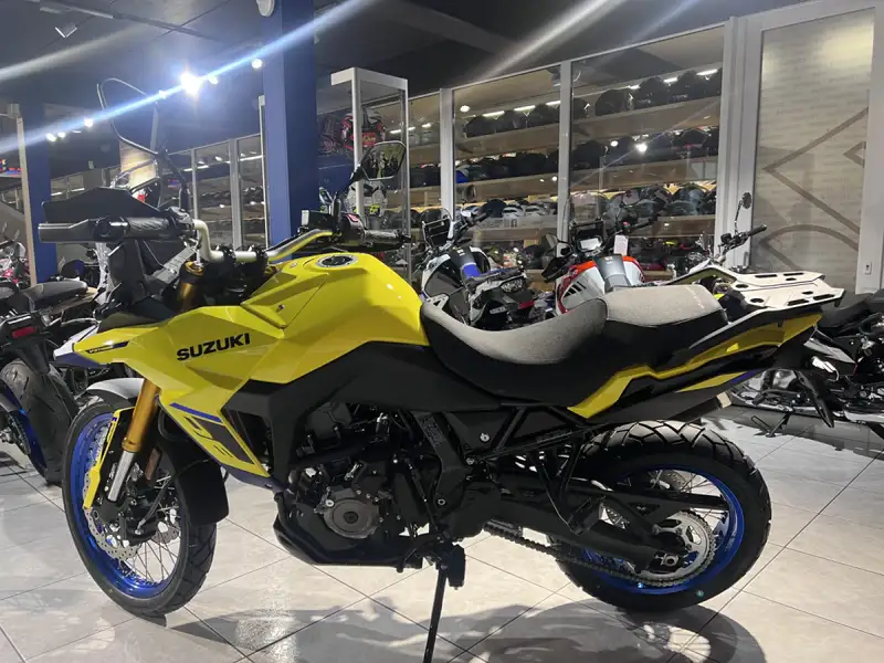 Suzuki V-Strom 800DE - foto 4