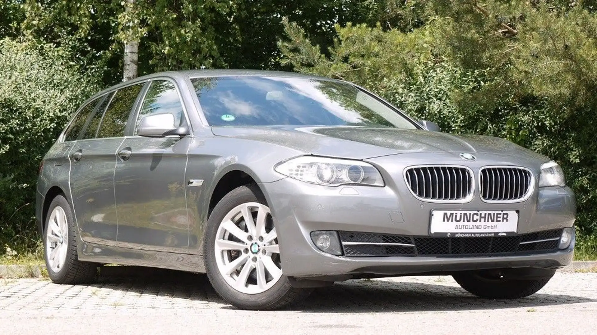BMW 525 Touring 525 d*Automatik*Leder* Grijs - 1