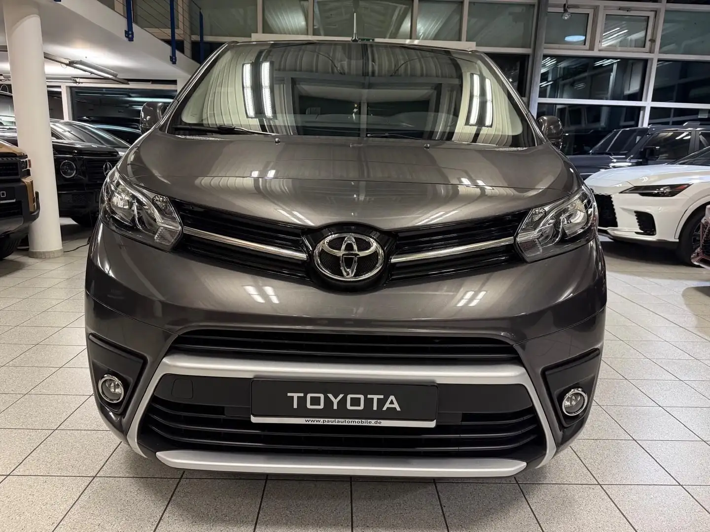 Toyota Proace PROACE VERSO - AUTOM.-KAMERA-9 SITZE-LANG "L 2"- Grau - 2
