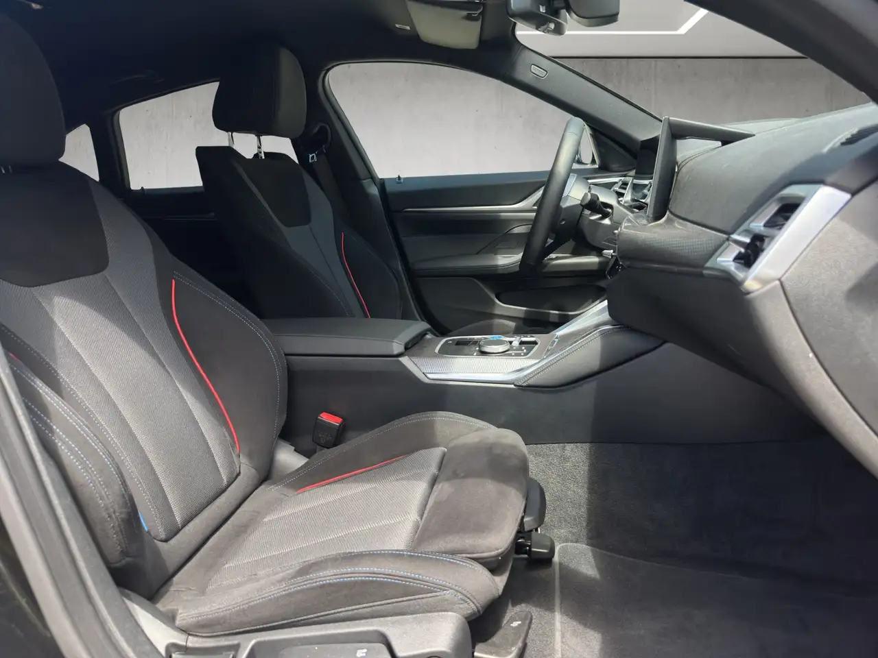 BMW i4 2026 — фото 15