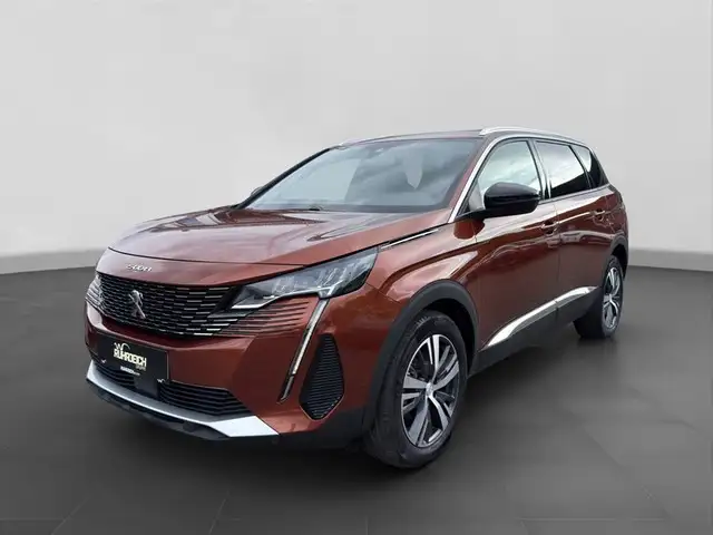 2023 Peugeot 5008 in Brown for sale