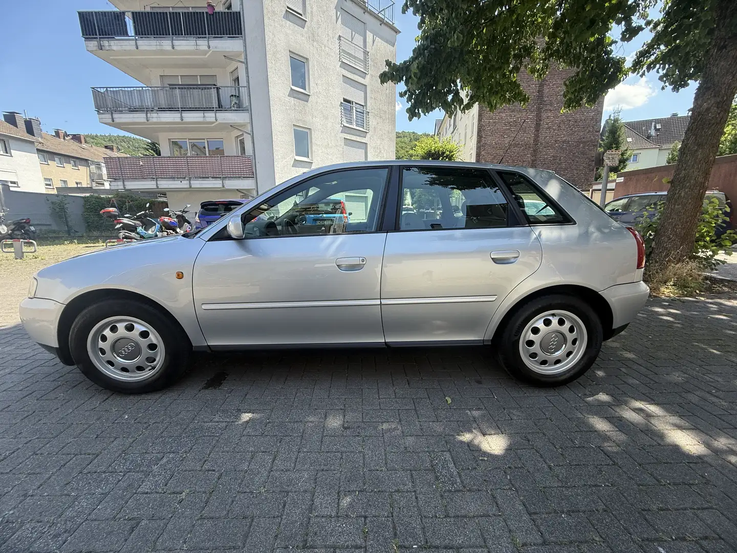 Audi A3 1.8 Argent - 1