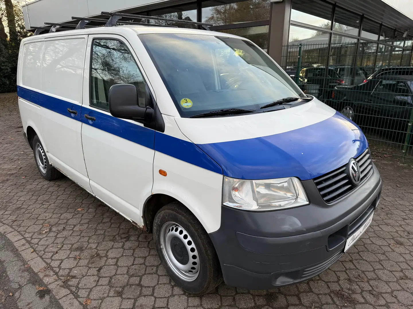 Volkswagen T5 Transporter Kasten 1.9 TDI *nur 149 TKM*HU 12/2025*AHK*ZV+FB* Weiß - 1