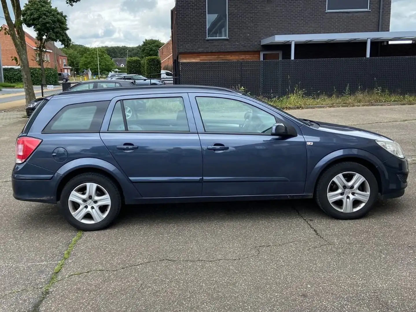 Opel Astra Astra 1.4 Caravan Edition Blauw - 2