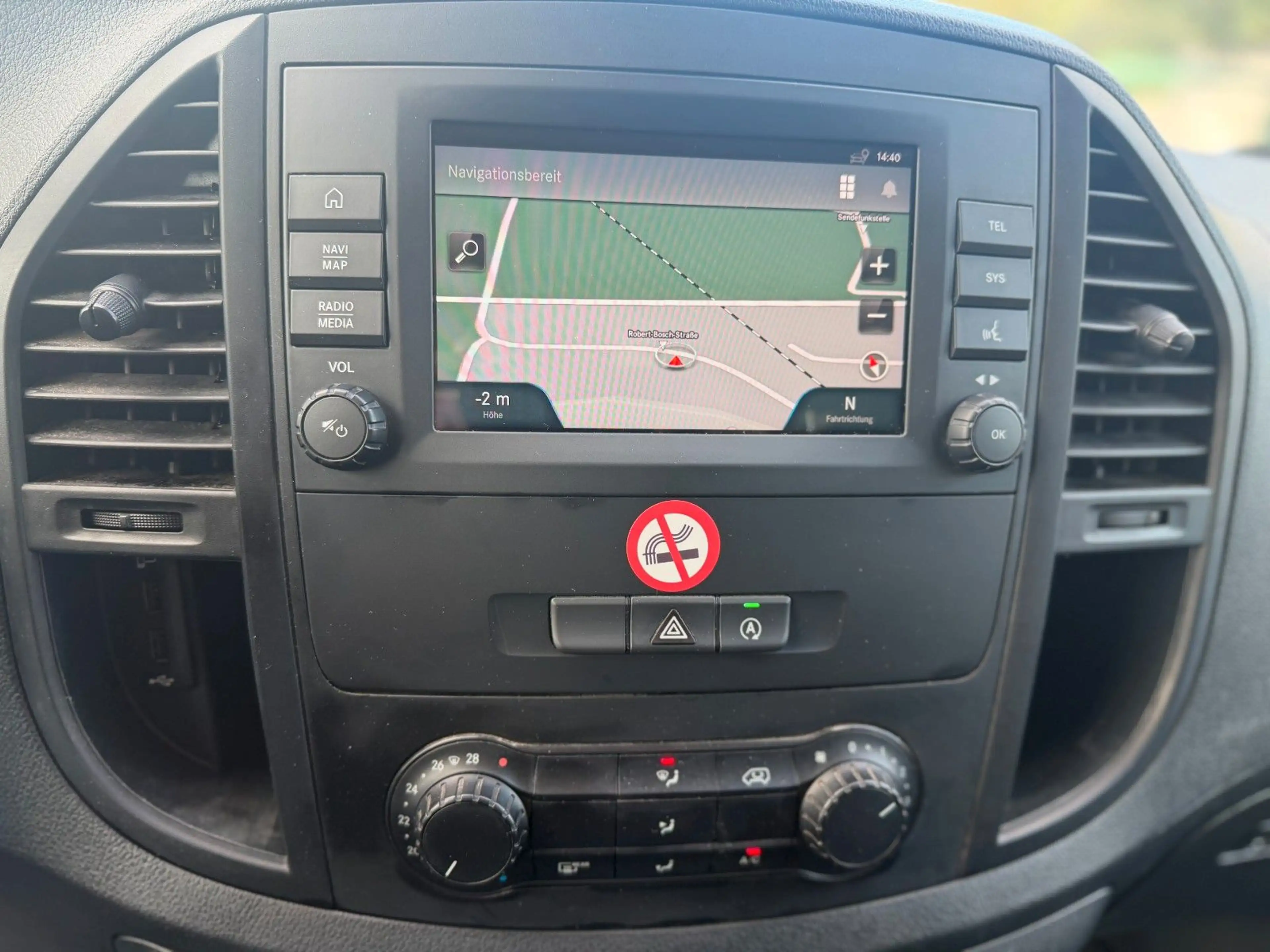 Mercedes-Benz Vito 114 CDI Kasten FWD kompakt 1.Hand S-Heft — photo 12