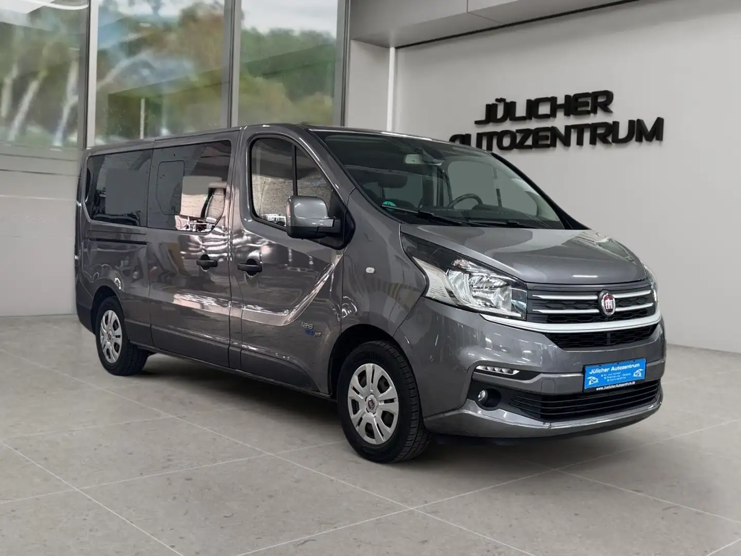 Fiat Talento Kombi L2H1, 1.Hand, 2x Schiebetüren Grau - 1