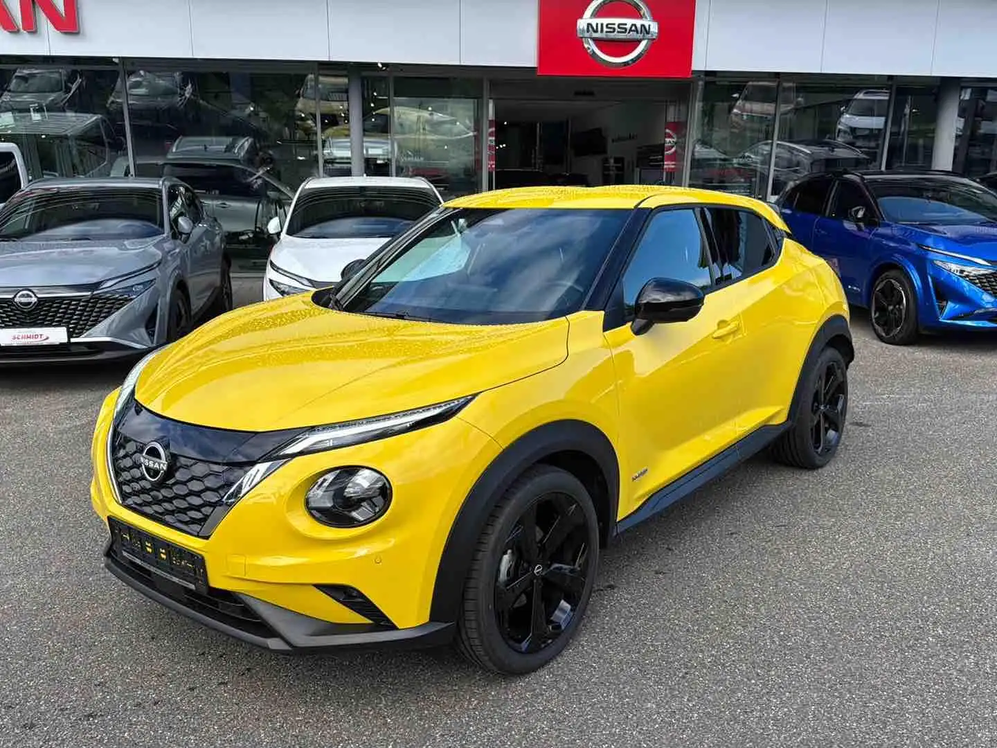 Nissan Juke 1.6 Hybrid Tekna BOSE Geel - 2
