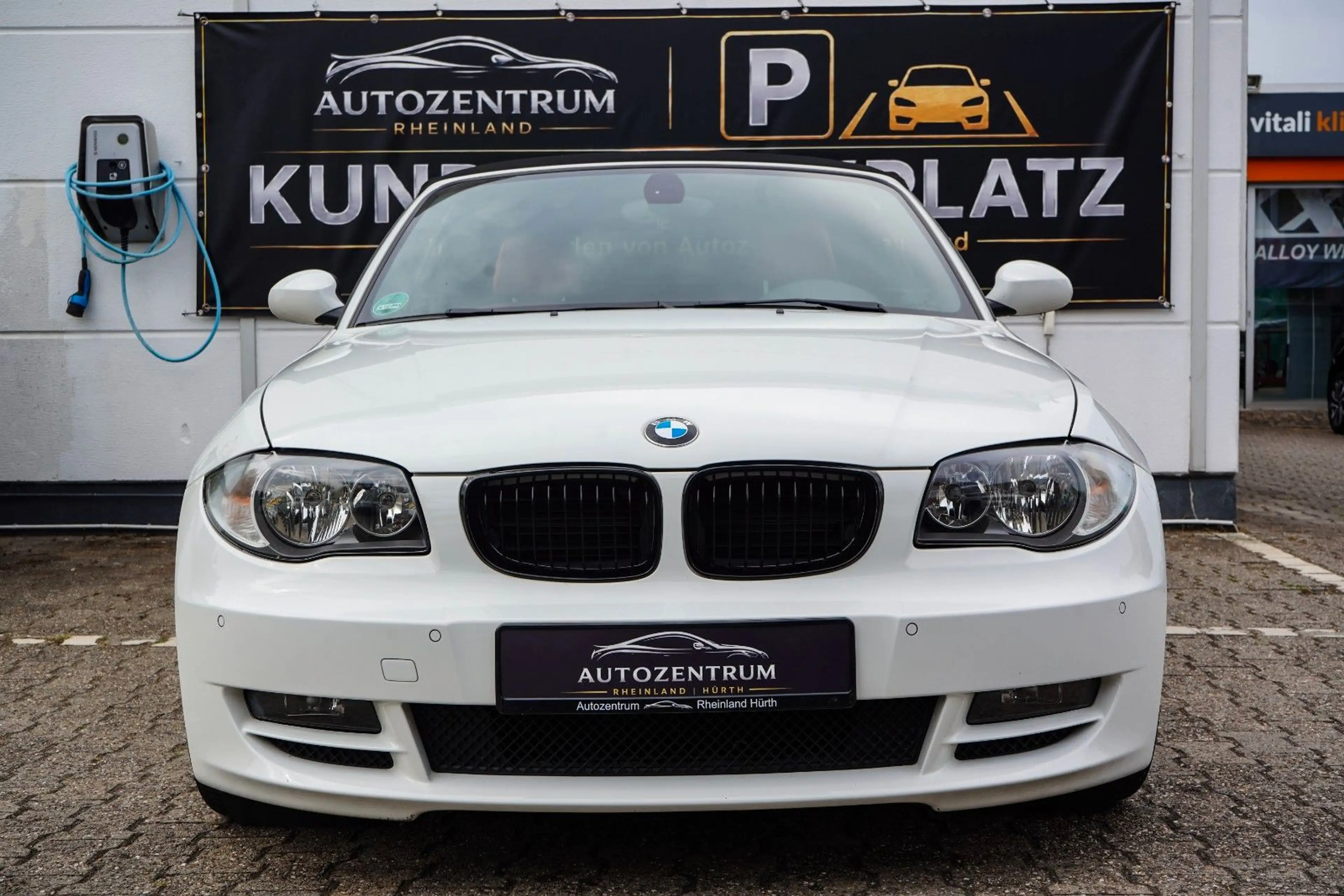 BMW 118 i Cabrio / NUR 62100 KM — photo 10