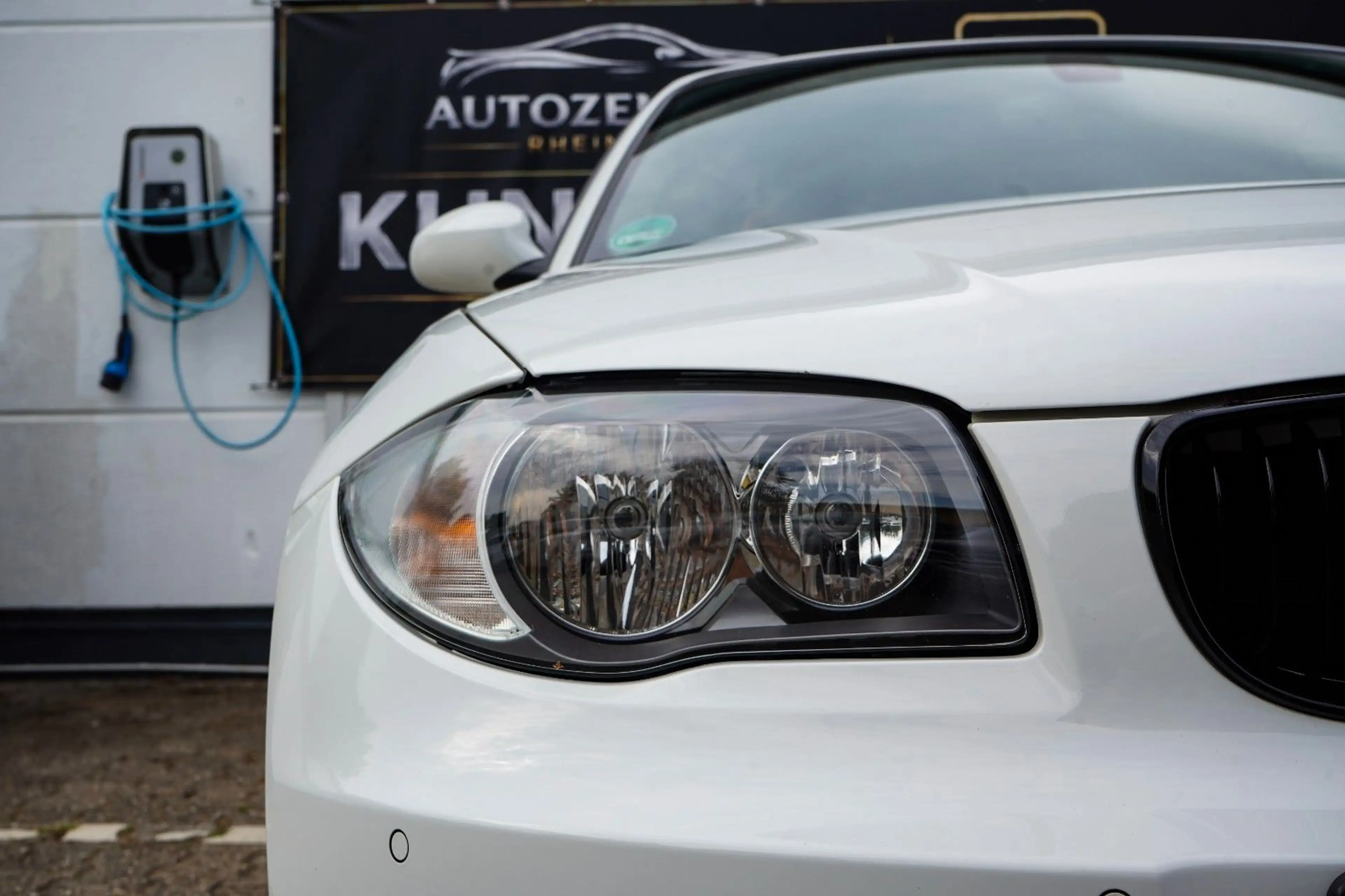 BMW 118 i Cabrio / NUR 62100 KM — photo 12