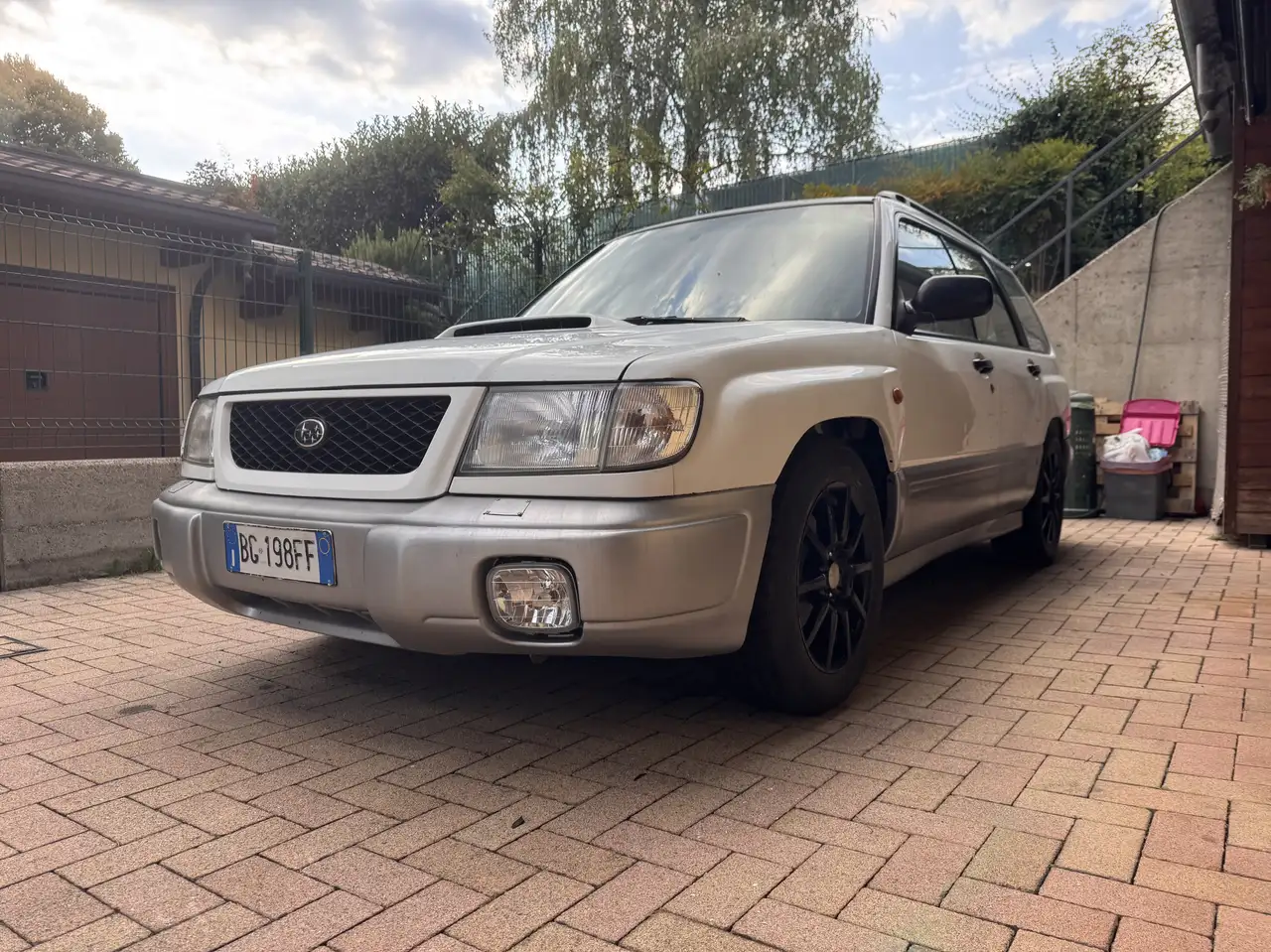 Subaru Forester SF Turbo, foto 3