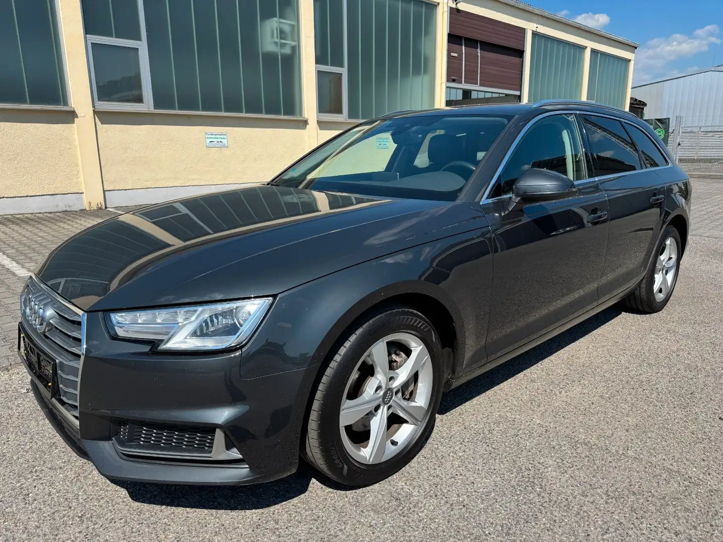 Audi A4 Avant 40 TDI Sport Aut.°NAVI°PDC°VIRT.COCKPIT Gris - 1