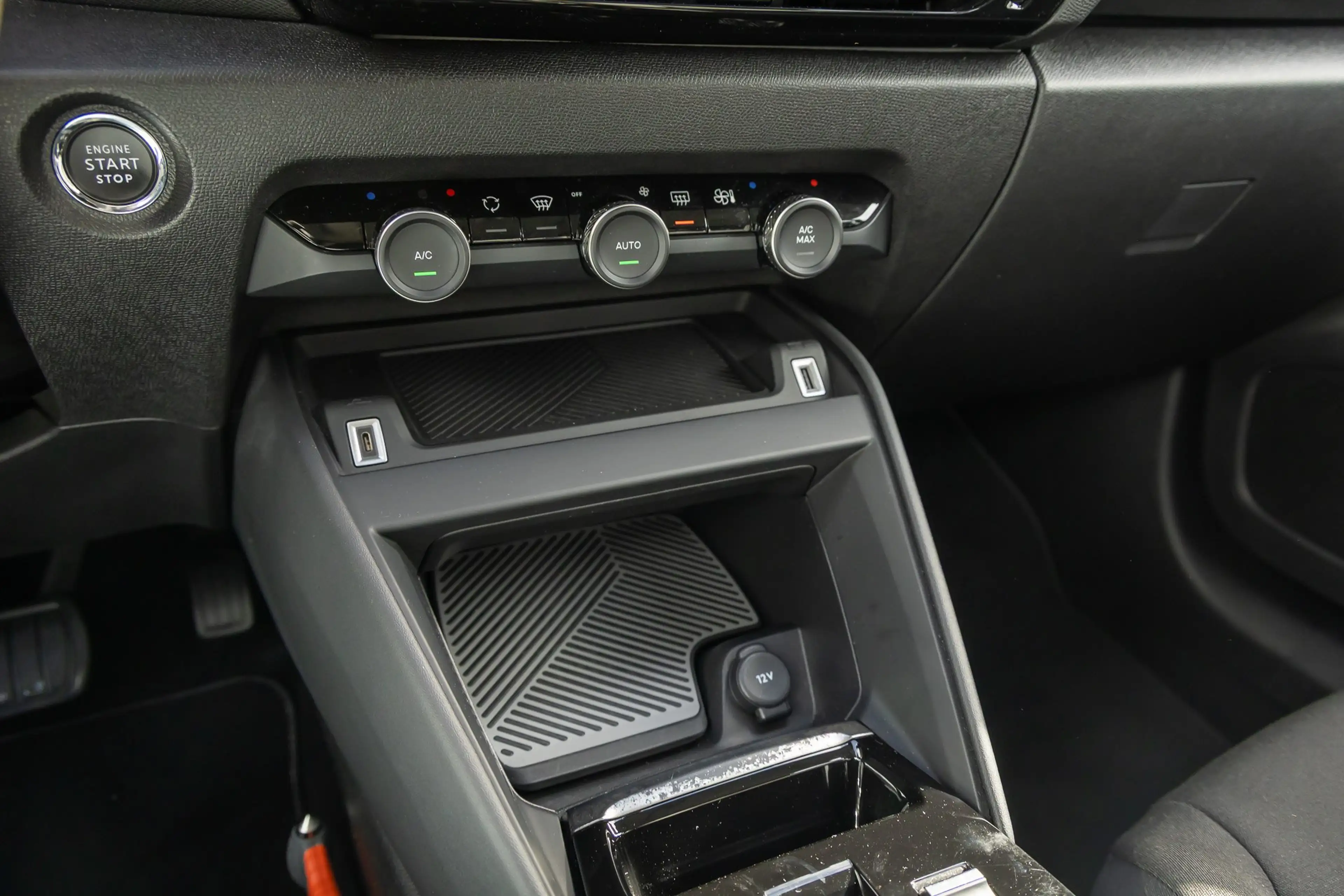 Citroen E-C4 Electric Feel 50 kWh | Apple Carplay/Android Auto | Cruise — photo 28