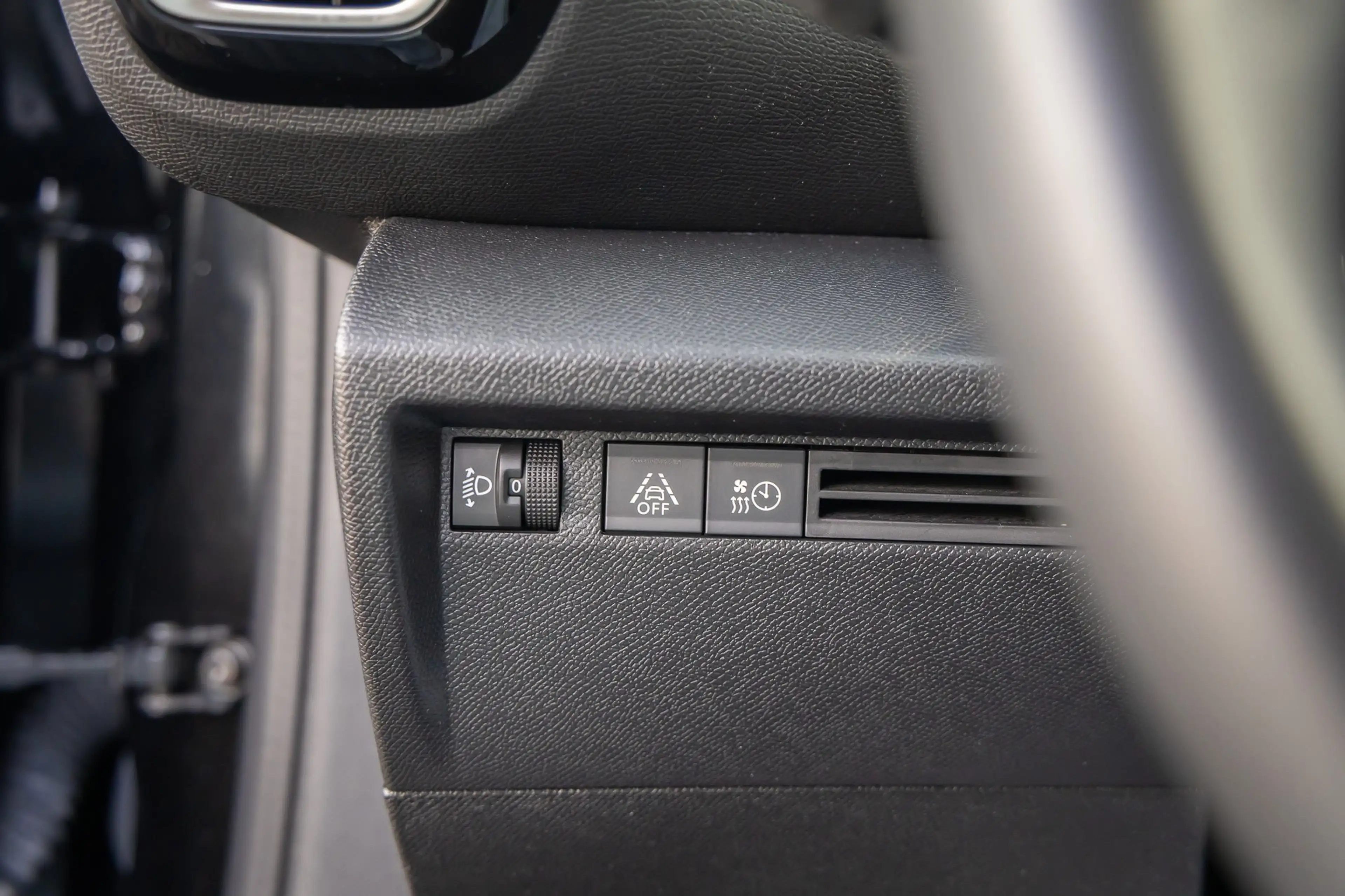 Citroen E-C4 Electric Feel 50 kWh | Apple Carplay/Android Auto | Cruise — photo 17