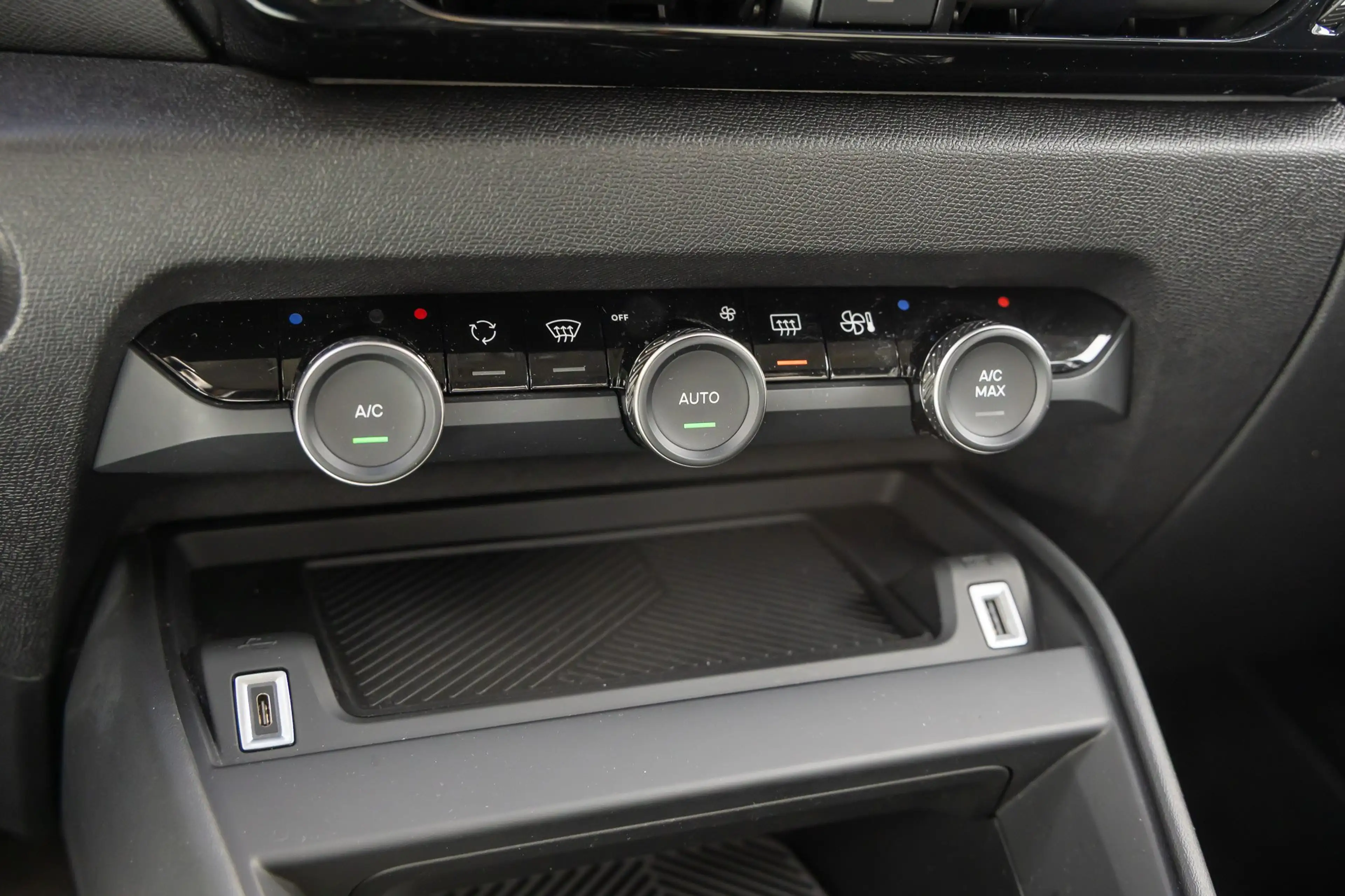 Citroen E-C4 Electric Feel 50 kWh | Apple Carplay/Android Auto | Cruise — photo 29