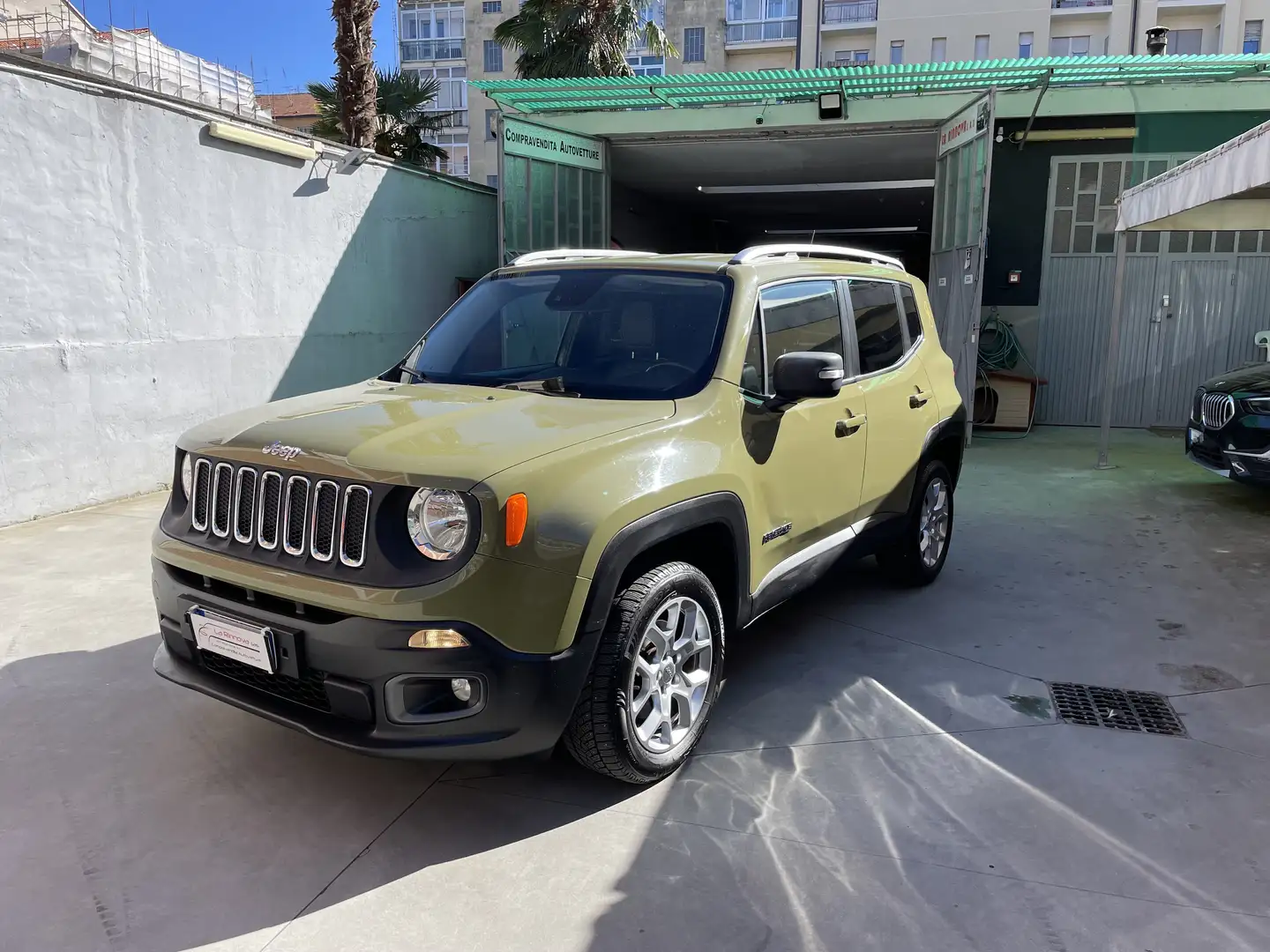 Jeep Renegade 2.0 mjt Limited 4wd 140cv  Cambio automatico Verde - 2