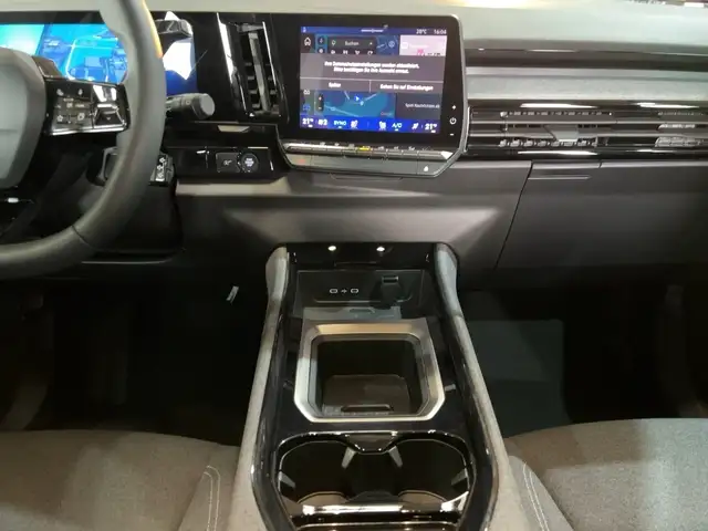 Renault Austral view 12