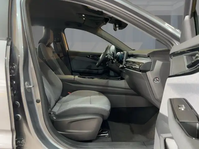 Renault Austral view 8