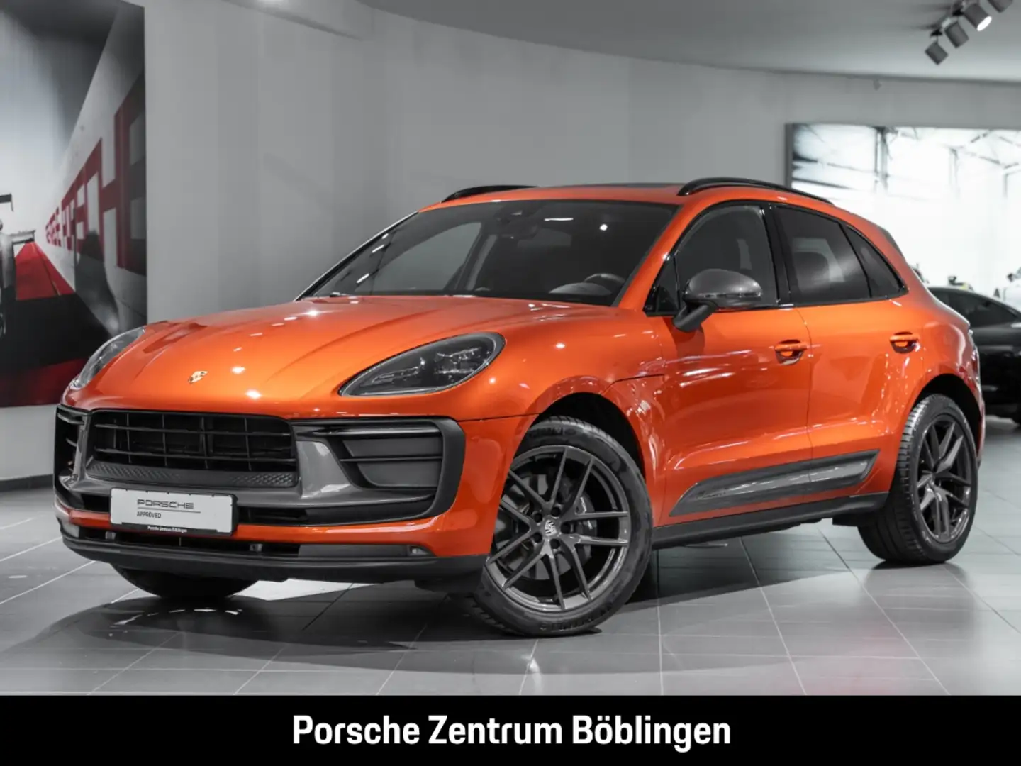 Porsche Macan T Papaya Panoramadach Rückfahrkamera LED Orange - 1