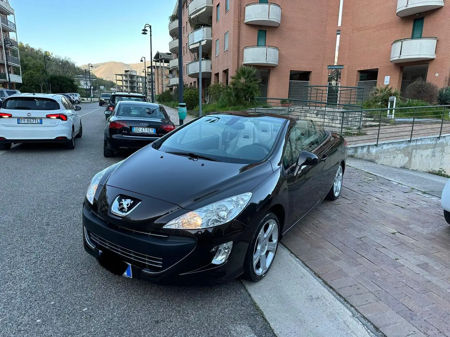 Peugeot 308 308 CC 1.6 thp 16v Feline 150cv Marrone - 2