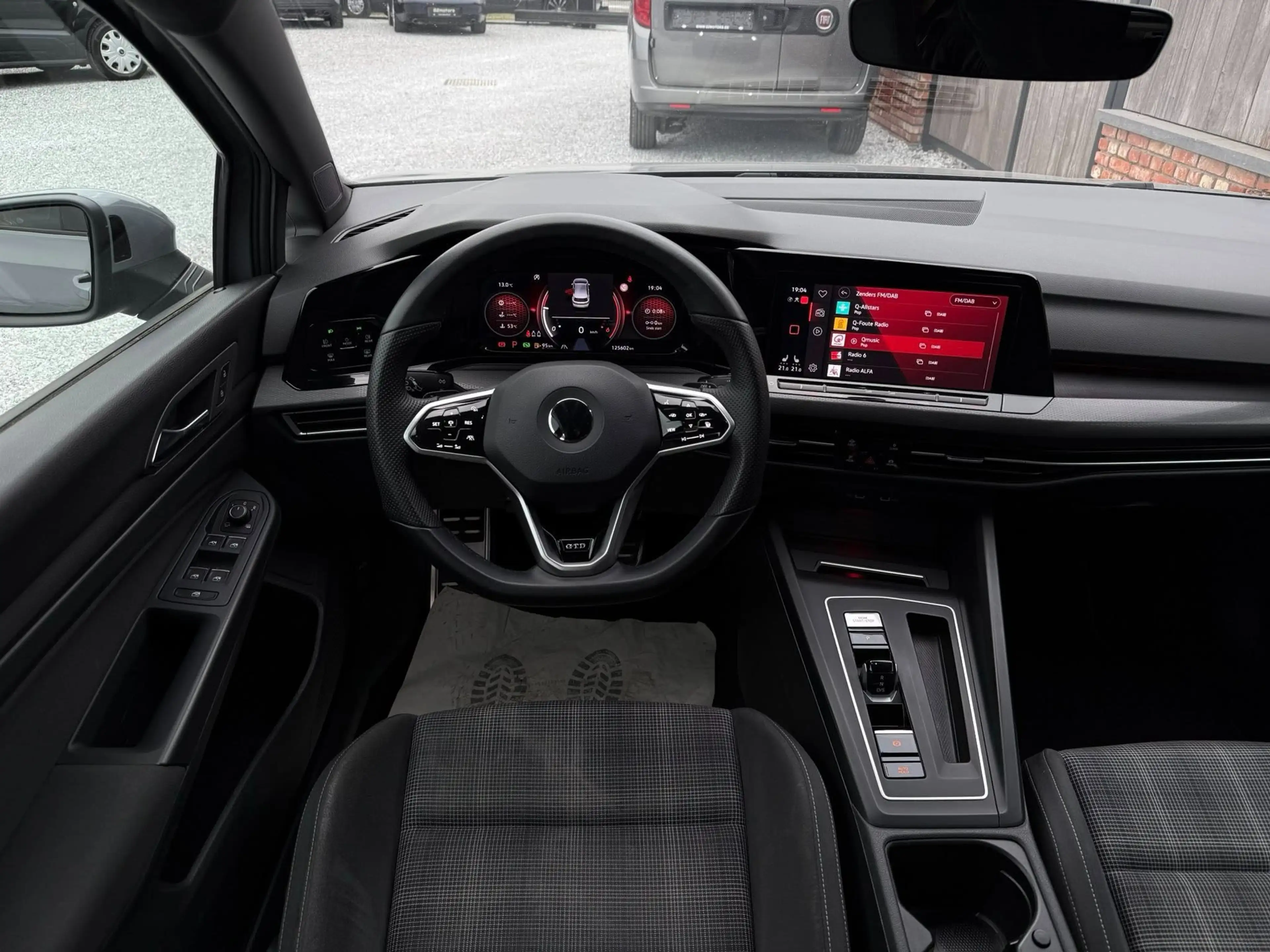 Volkswagen Golf GTD 2.0tdi/camera/carplay/IQlight/acc/200pk/sportzetel — photo 14