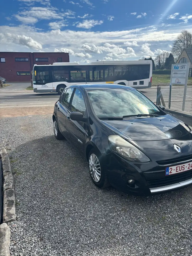 Renault Clio Zwart - 2