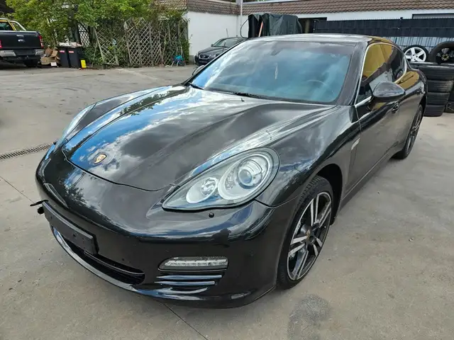 Porsche Panamera 4 S