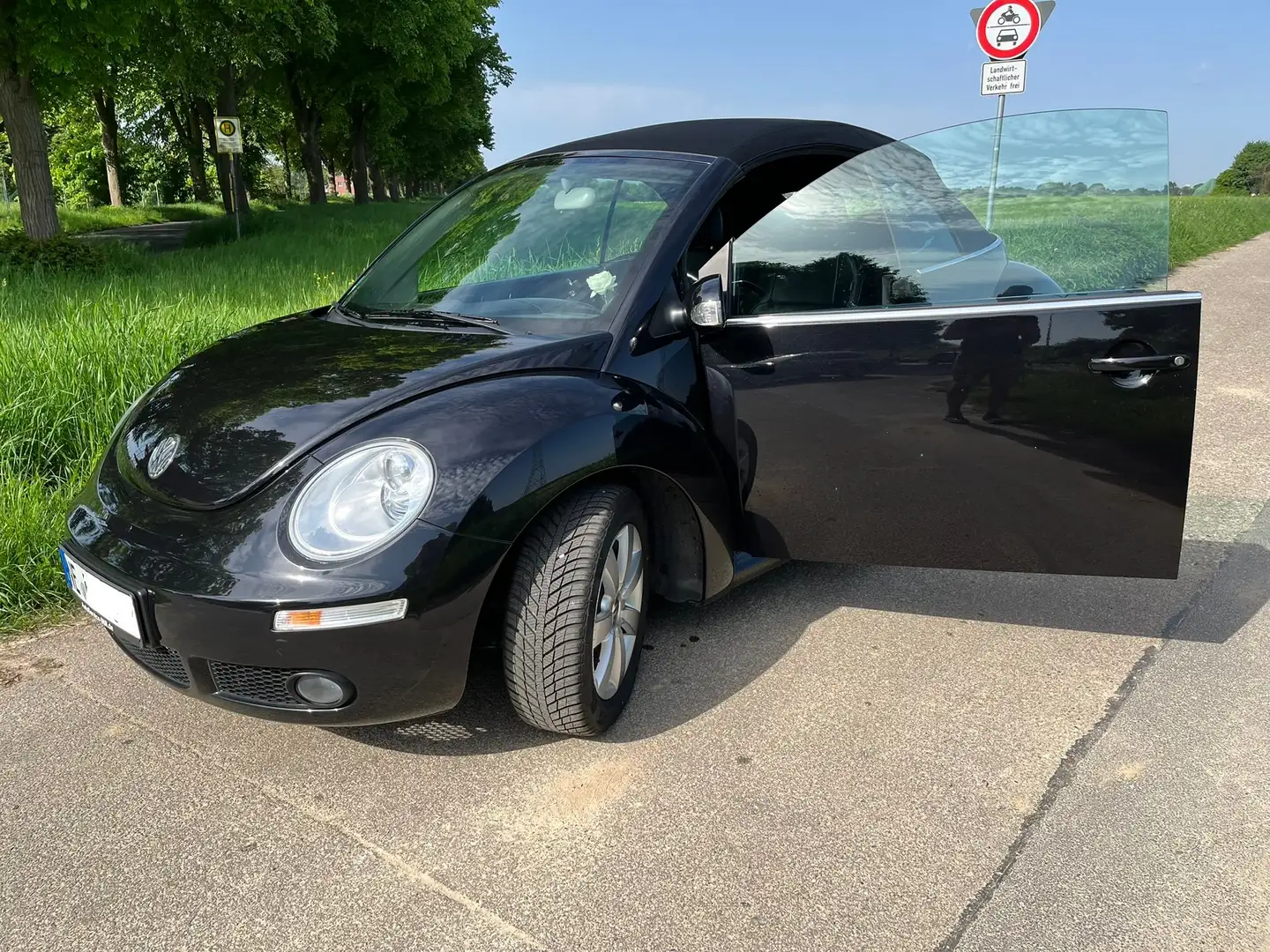 Volkswagen New Beetle New Beetle Cabriolet 1.6 Negro - 2