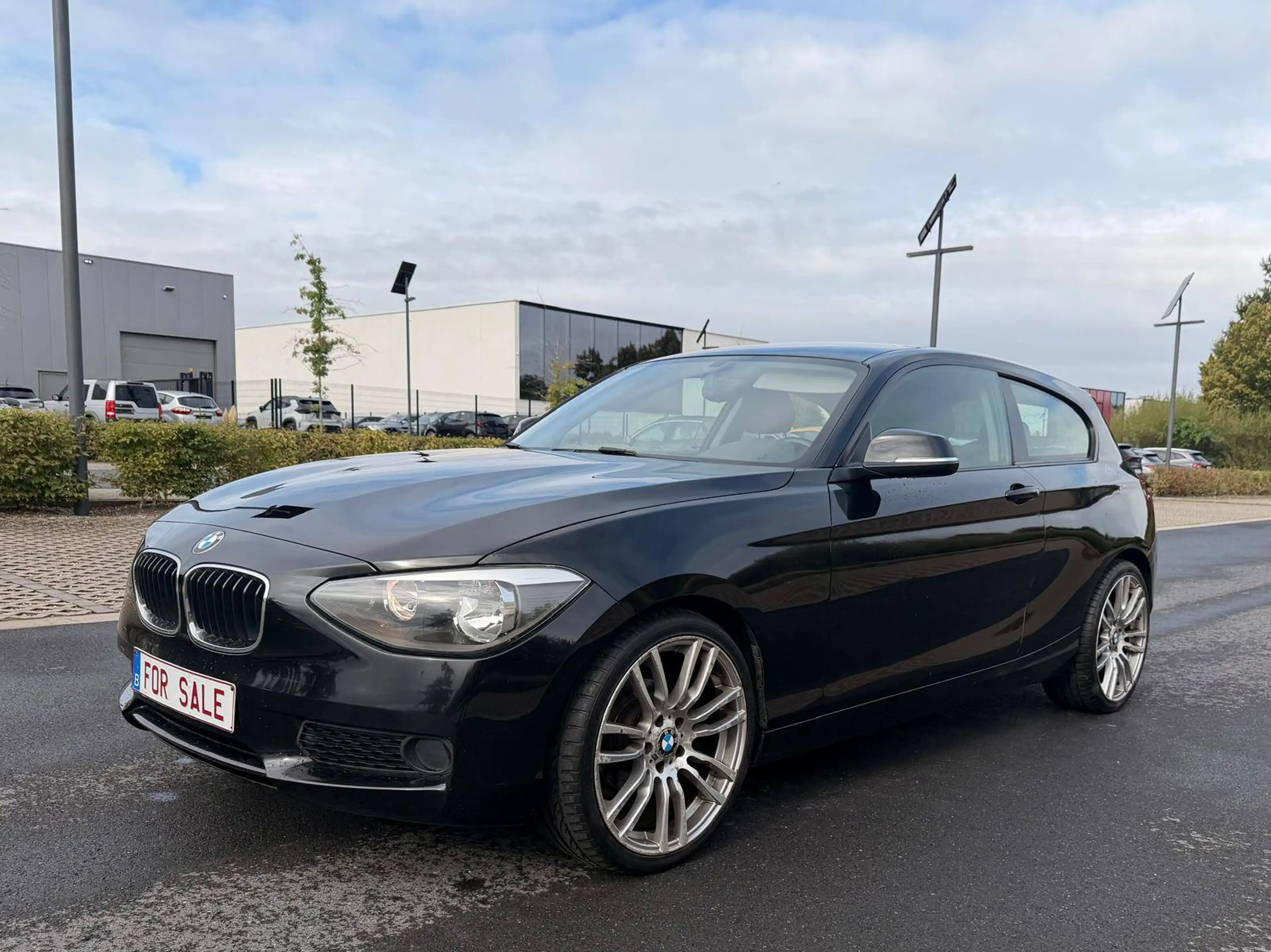 BMW 114 114i M Sport Edition — photo 2