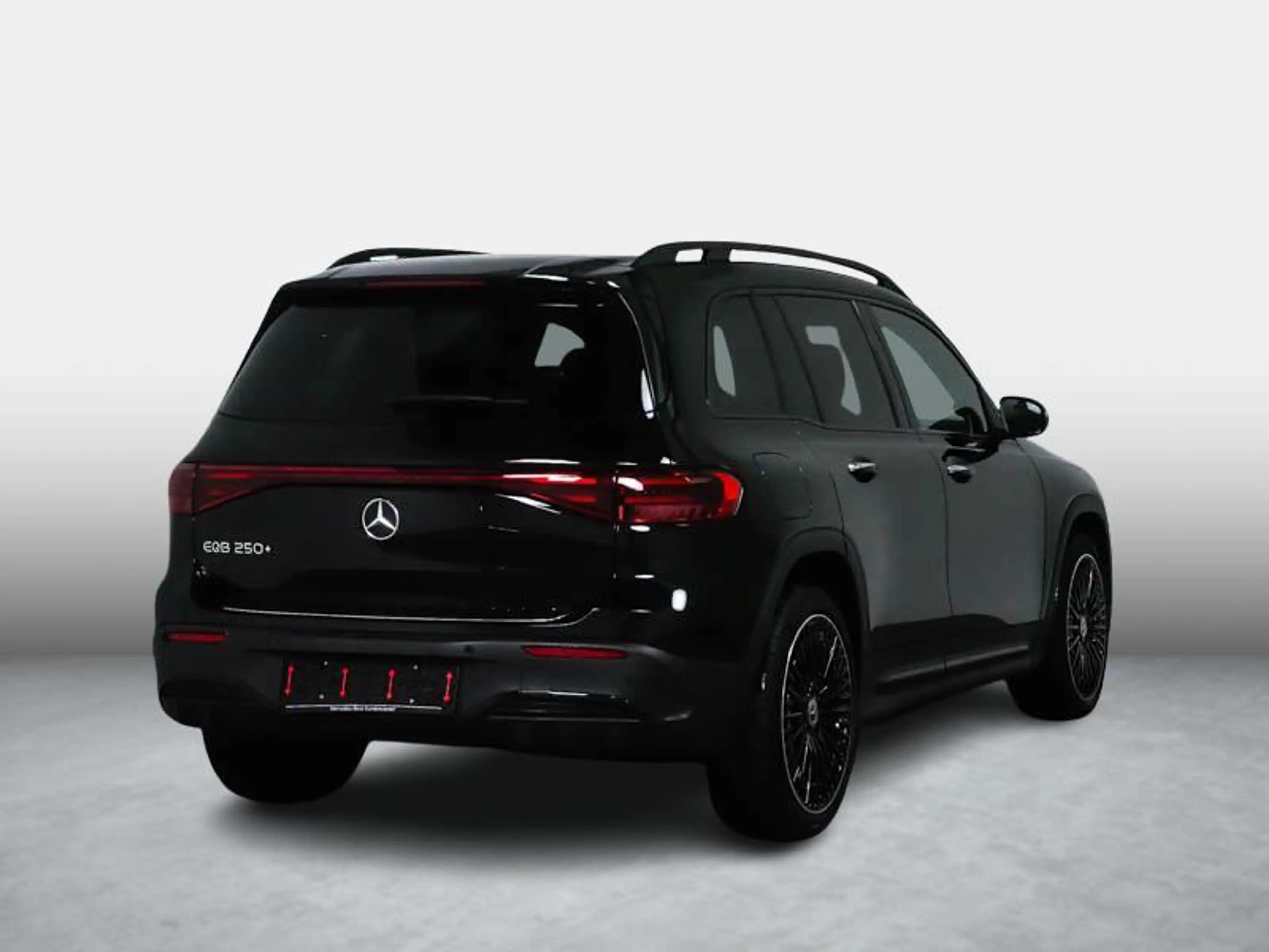Mercedes-Benz EQB 250 250+ AMG 7p. 71 kWh — photo 2