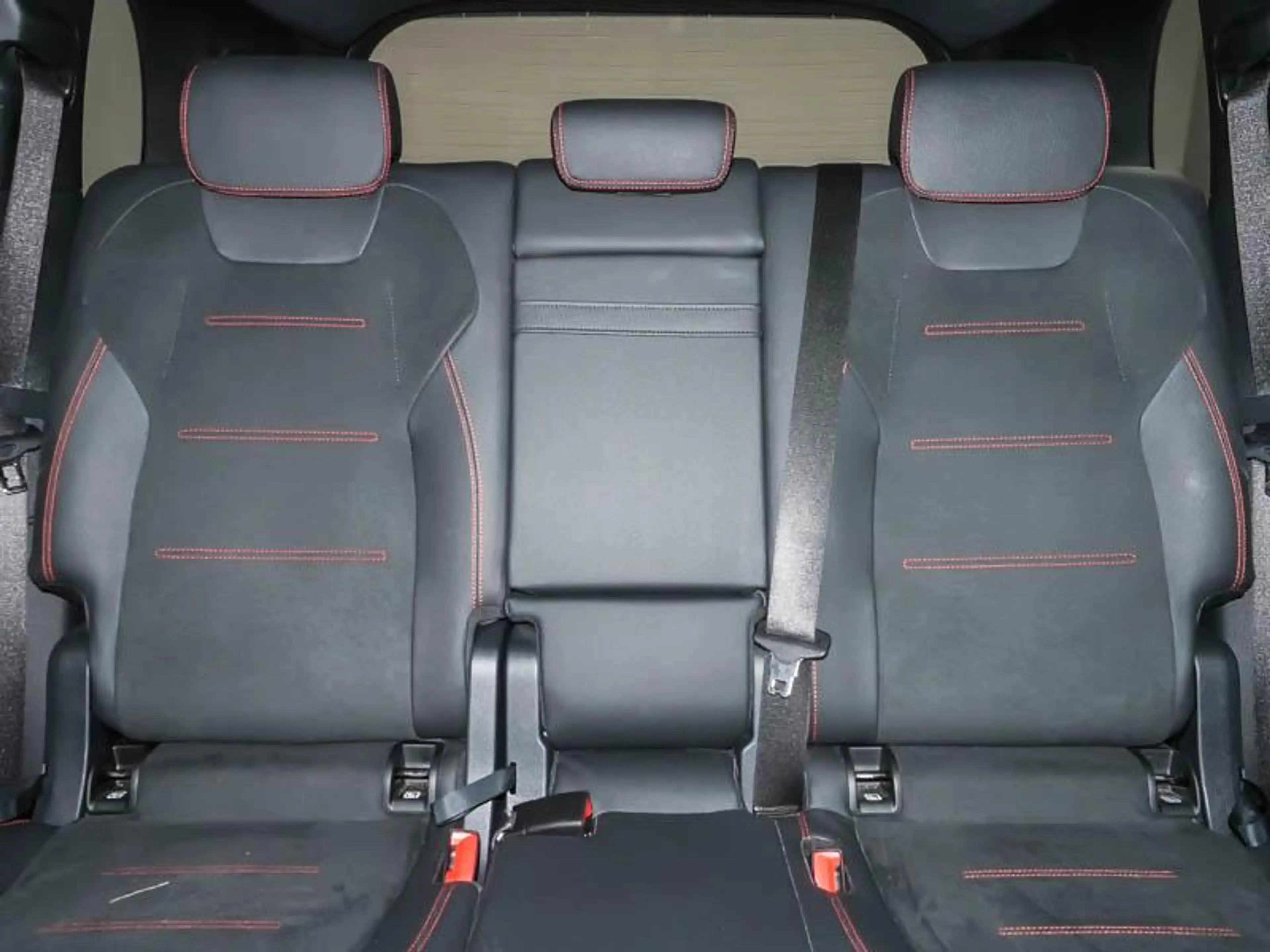 Mercedes-Benz EQB 250 250+ AMG 7p. 71 kWh — photo 4