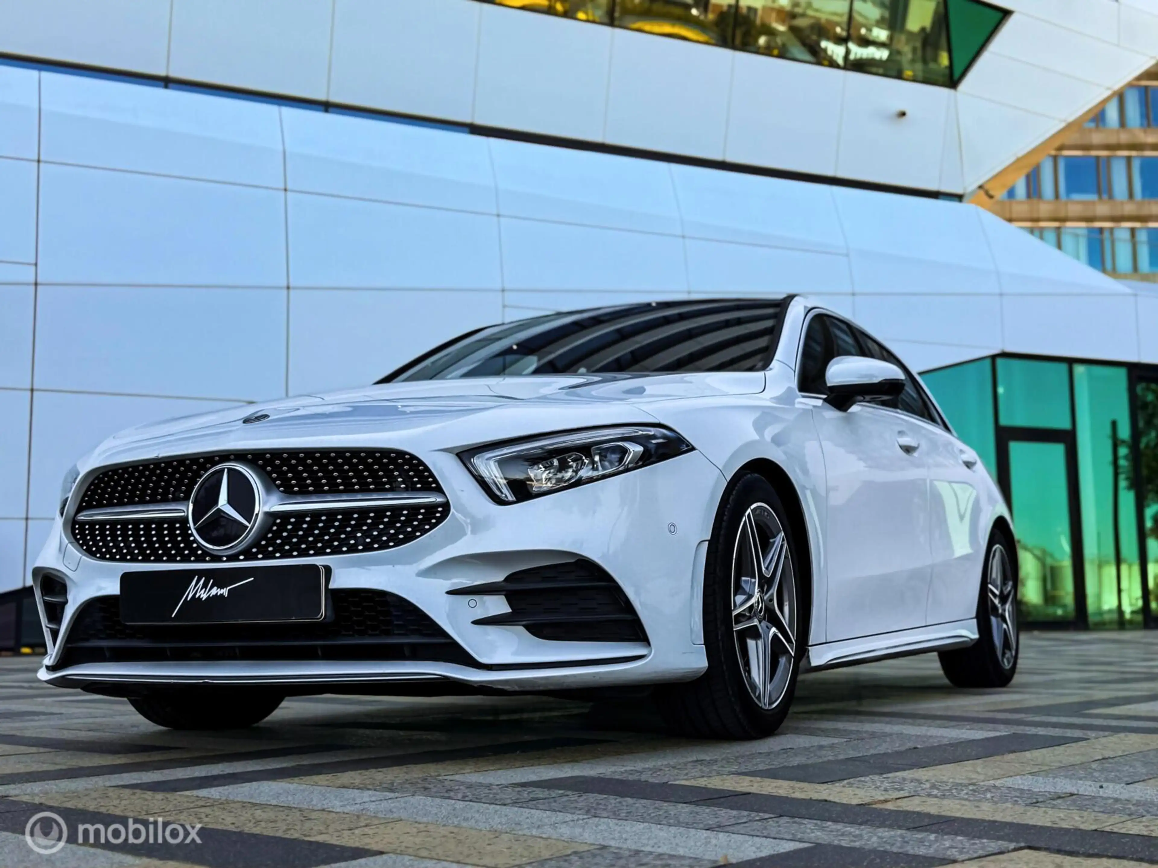 Mercedes-Benz A 200 AMG Line |Pano |Led |Stoelverwarming — photo 9