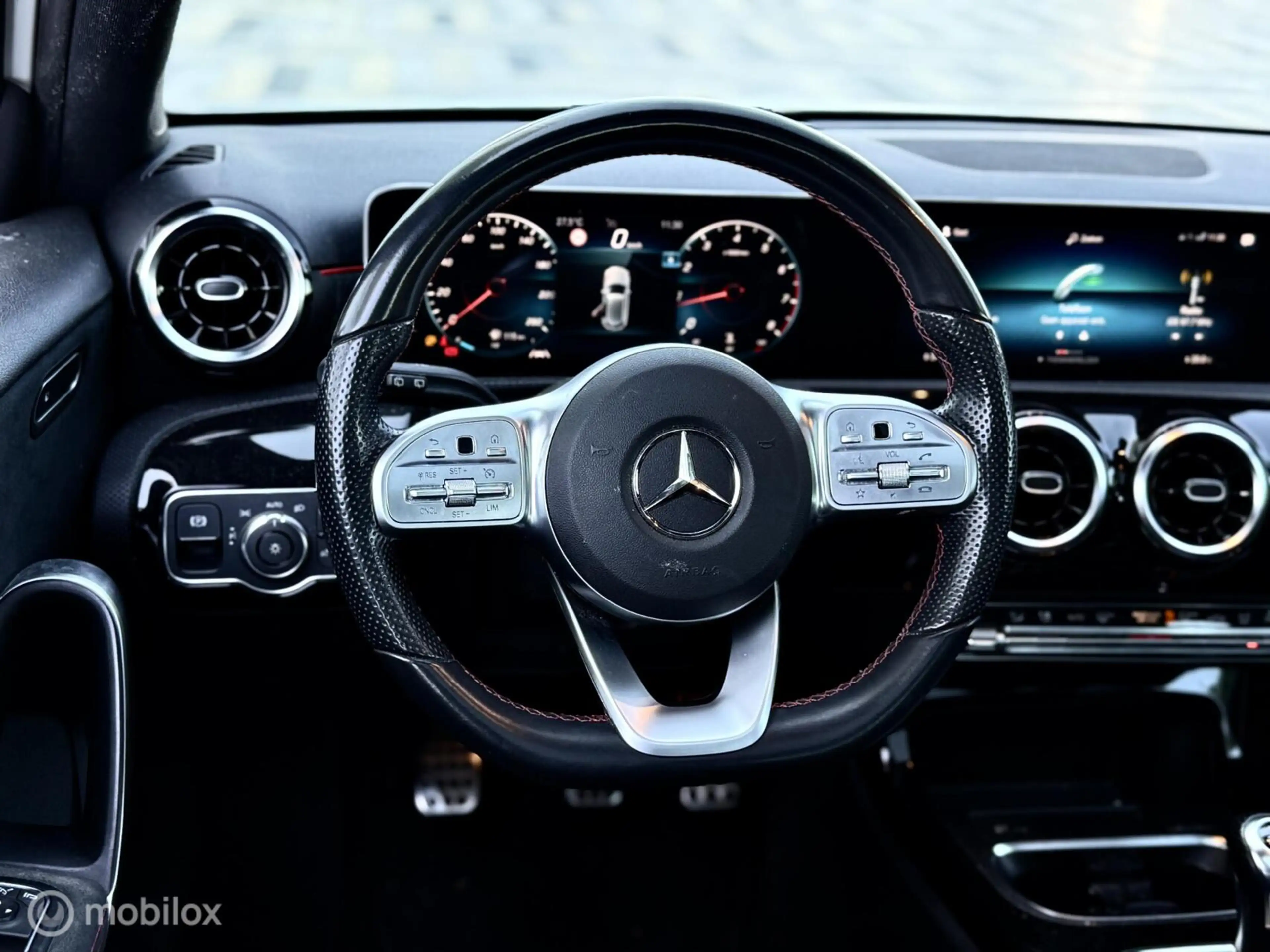 Mercedes-Benz A 200 AMG Line |Pano |Led |Stoelverwarming — photo 16