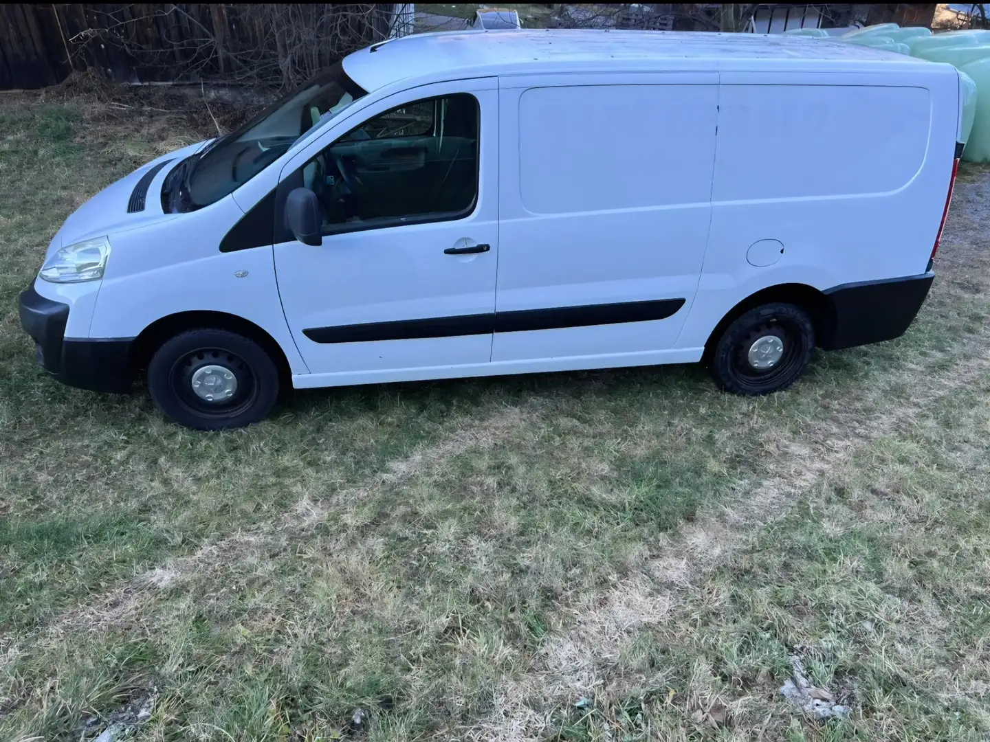 Peugeot Expert Kasten L2H1 2,0 HDi 130 FAP Weiß - 2