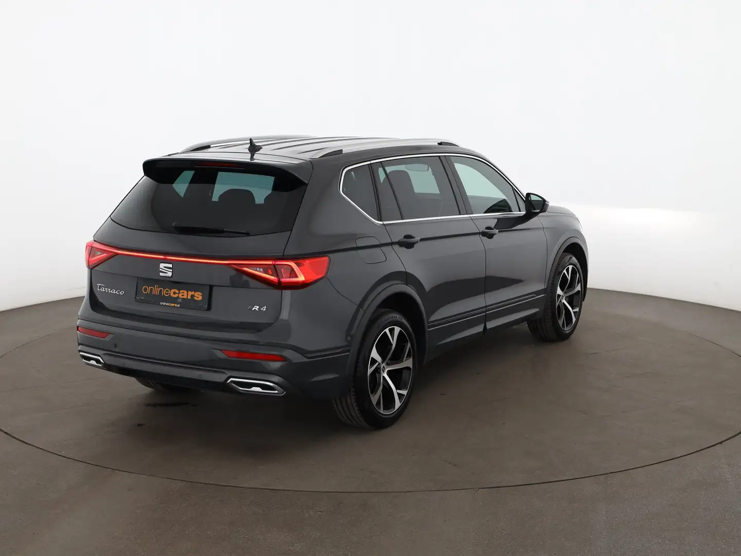 SEAT Tarraco 2.0 TSI 4Drive FR Aut LED AHK RADAR NAVI Grau - 2