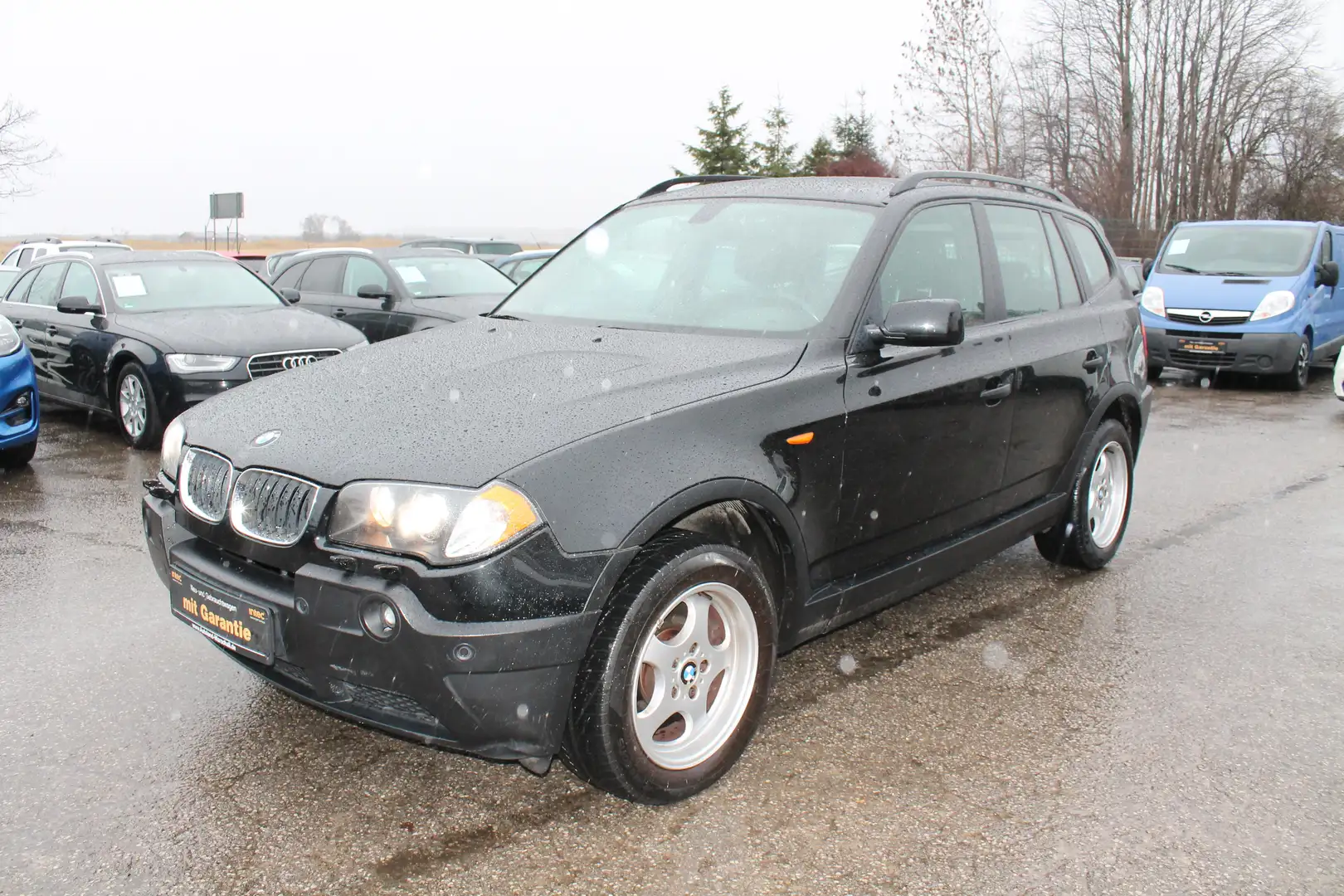 BMW X3 2.0D 4X4 PDC KLIMATR XENON NAVI LEDER Schwarz - 1