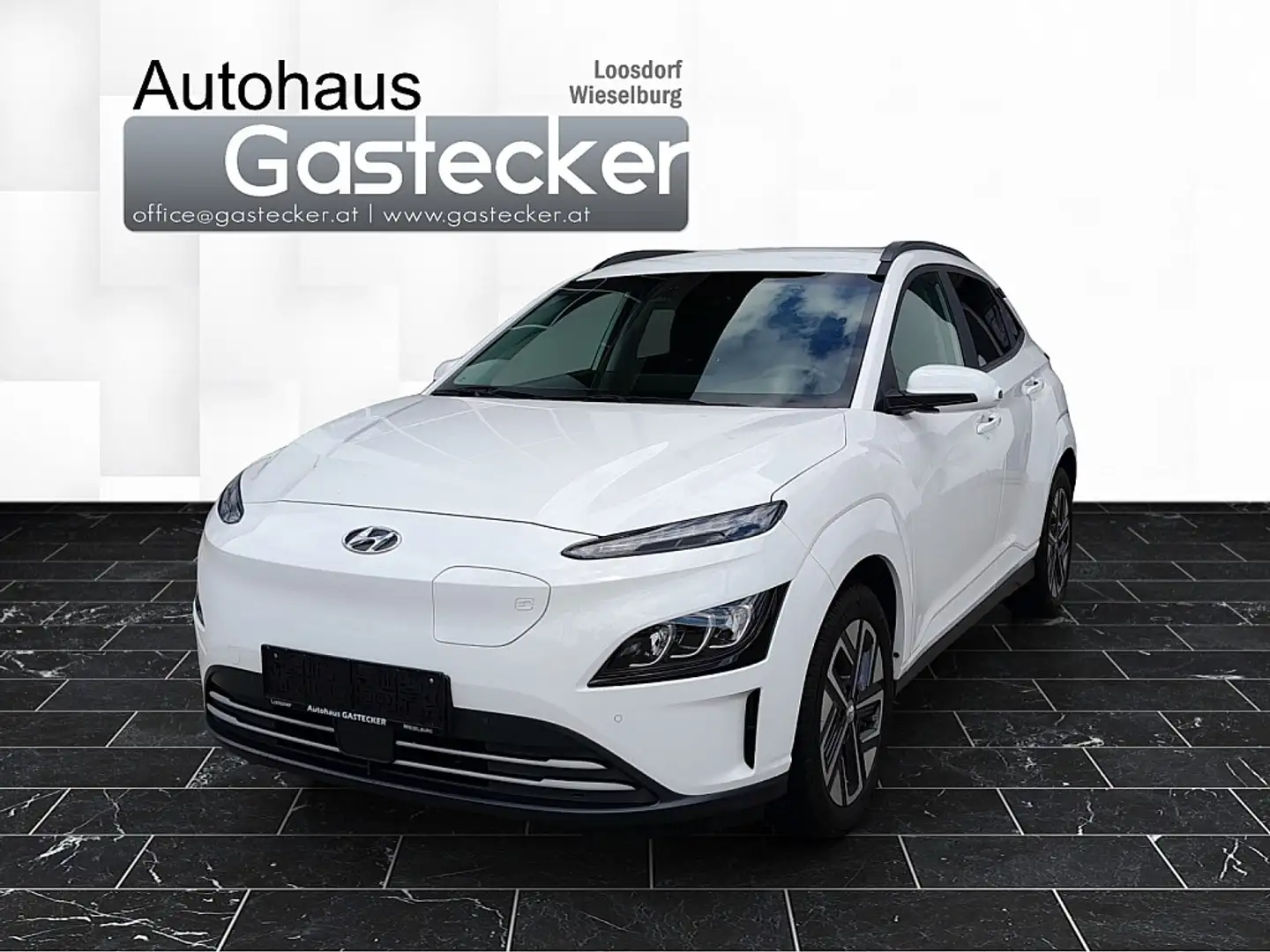 Hyundai KONA Kona Elektro 64kWh Trend Line Blanc - 1
