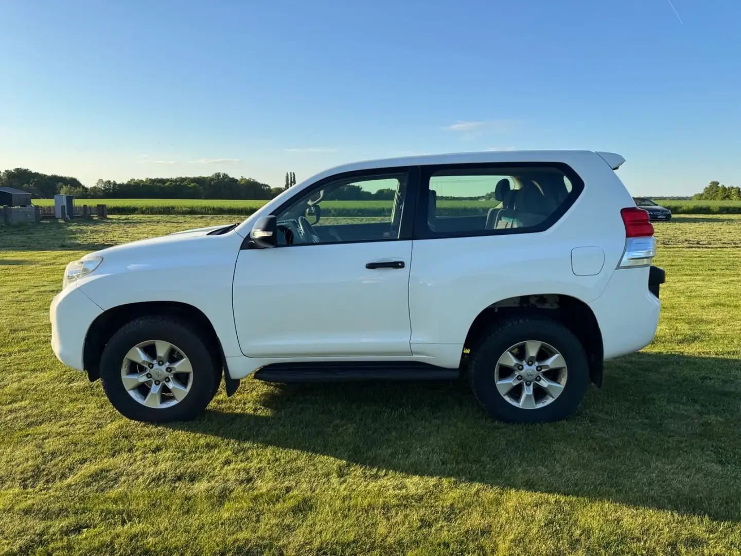 Toyota Land Cruiser 3.0 Wit - 1