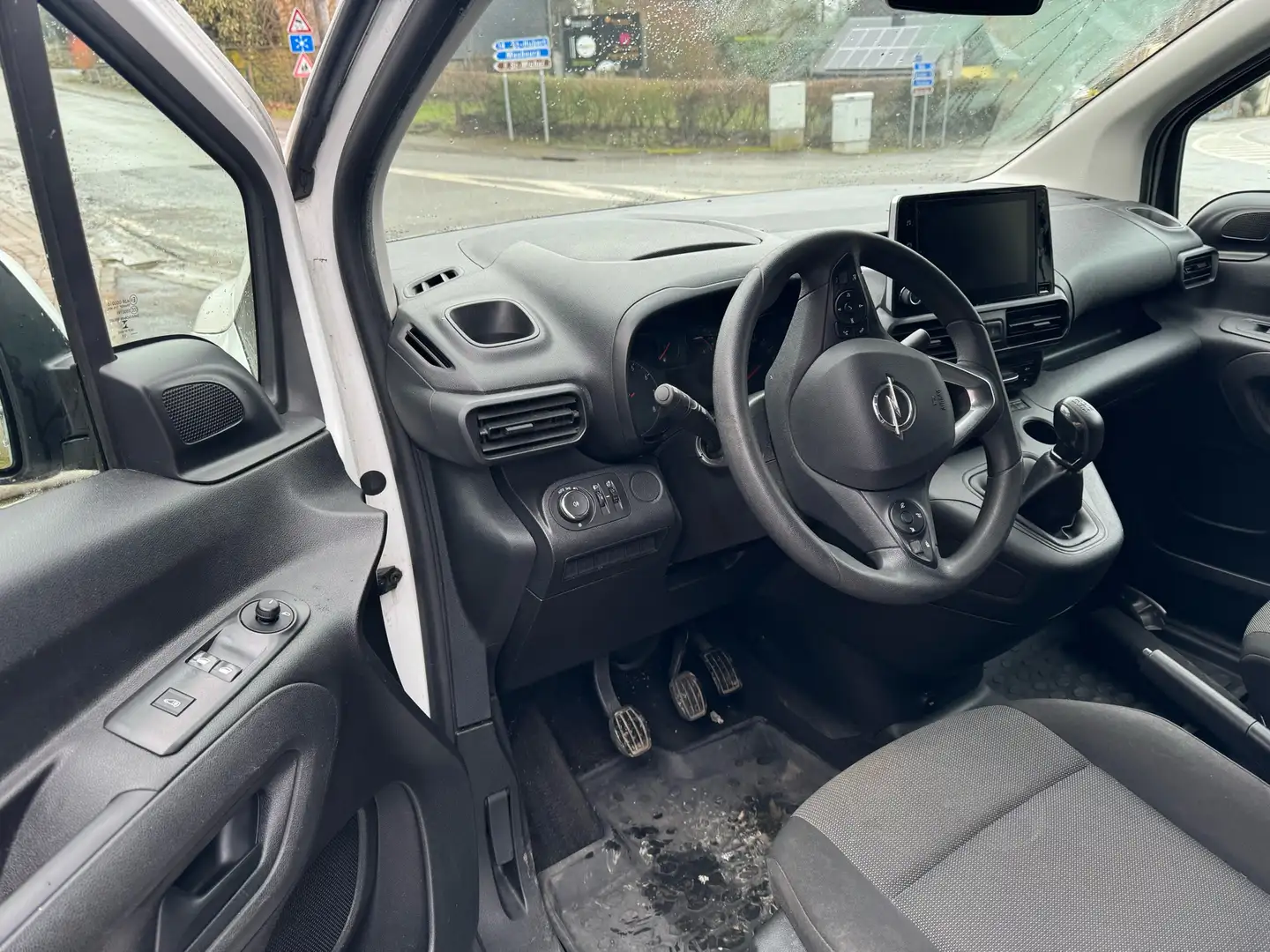 Opel Combo Tour 1.6 CDTi L1H1 Enjoy Start/Stop - 2