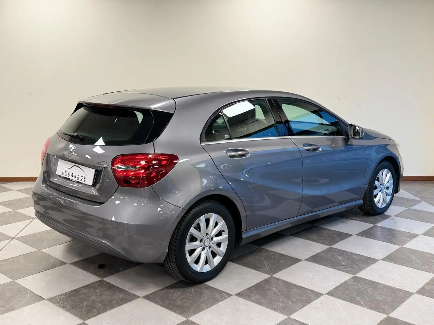 Mercedes-Benz A 160 Classe A Business Grigio - 2